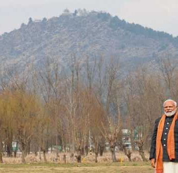 PM Modi arrives in Srinagar amid unprecedented security arrangements