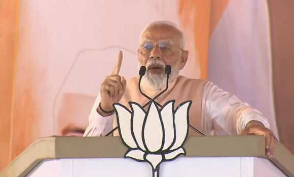 Ambition of 140 cr people is my mission: PM