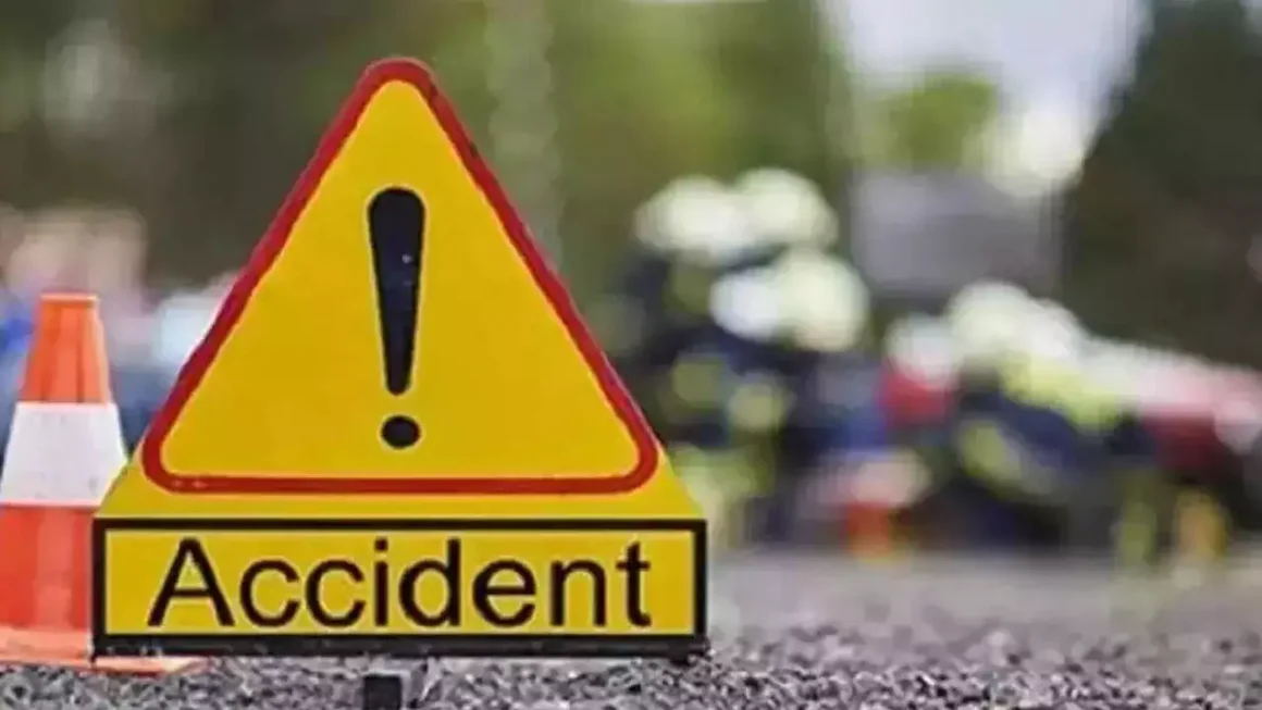 10 dead after cab plunges into gorge in Ramban
