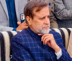 “MP Mian Altaf Urges Use of Mughal Road for Fruit Trucks, Seeks More Train Capacity”