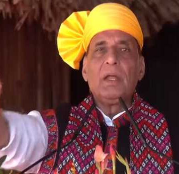 ‘No country can grab an inch of land of India’ : Rajnath