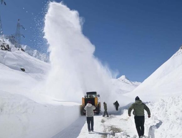 BRO Battles To Restore Strategic Srinagar-Leh Connectivity Via Zojila Pass