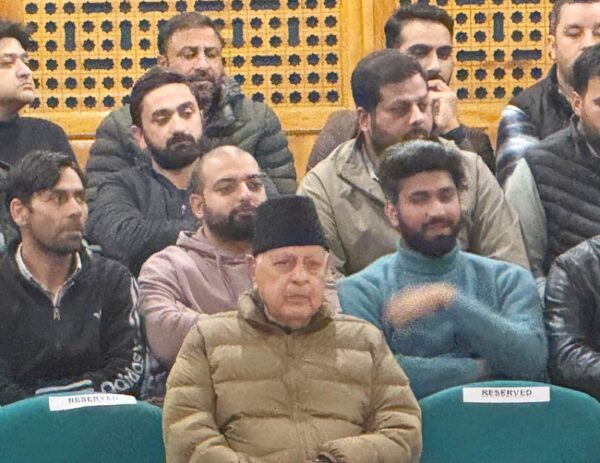 Farooq-Abdullah-Assembly Farooq Abdullah appears in Assembly