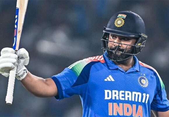 cr-20250210tn67a9507606475 India captain Rohit denies Dubai base gives his team edge over Australia