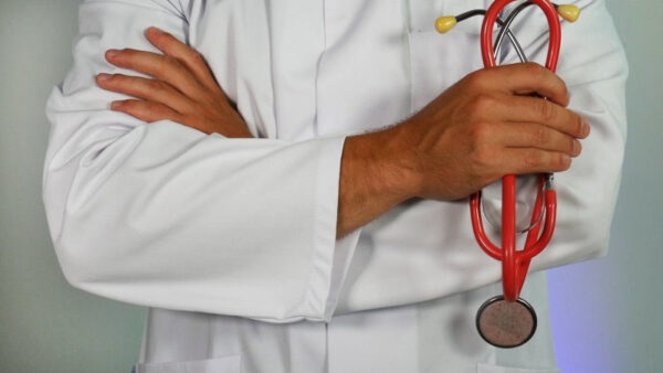 doctor J&K Govt Bans Six Doctors For Private Practice During Duty Hours, Unethical Referrals