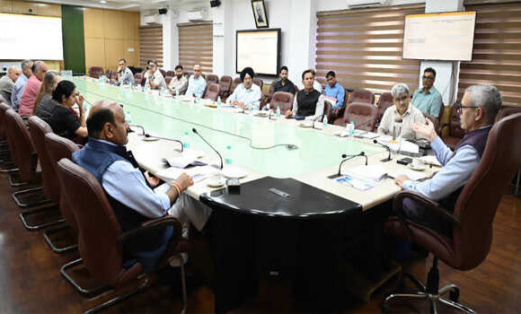 2025_4$largeimg19_Apr_2025_142155483 Committed to fostering business-friendly environment: J&K CM