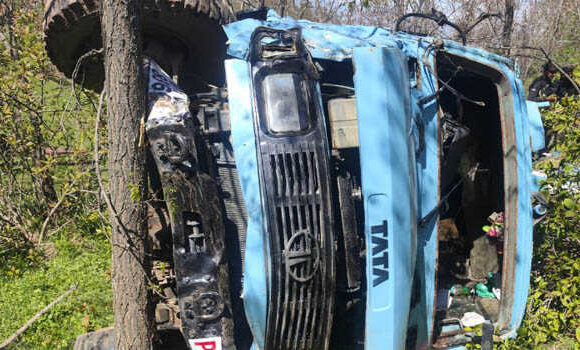 Eight CRPF personnel injured in road accident in Budgam