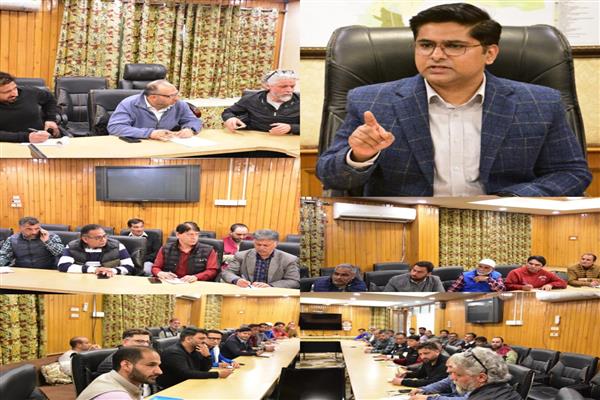 5 Commissioner SMC Reviews Swachh Survekshan for the year 2024