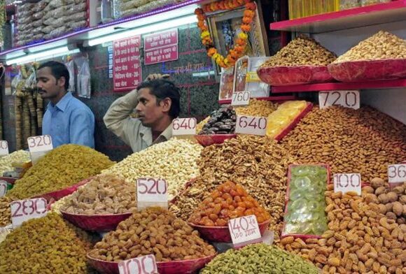 DRY-FRUIT-696x392 Attari-Wagah Closure Likely To Hit Dry Fruit Imports From Afghanistan; May Push Domestic Prices