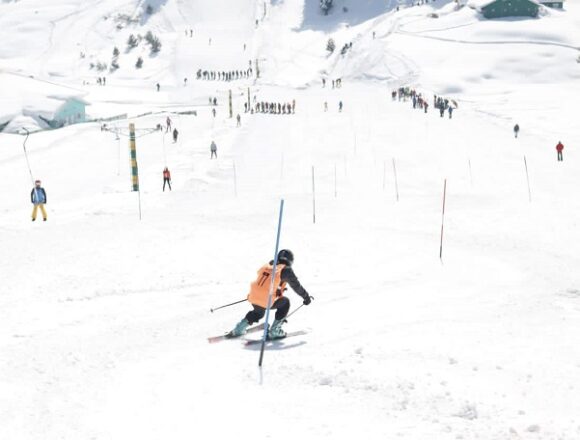 Khelo-India-Winter-Games-Skiing Tourism dept orders closure of Gulmarg for skiing for season 2024-25
