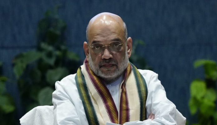 amit-shah-696x403 Amit Shah Dials All CMs, Asks Them To Ensure No Pakistani Stays In India Beyond Deadline