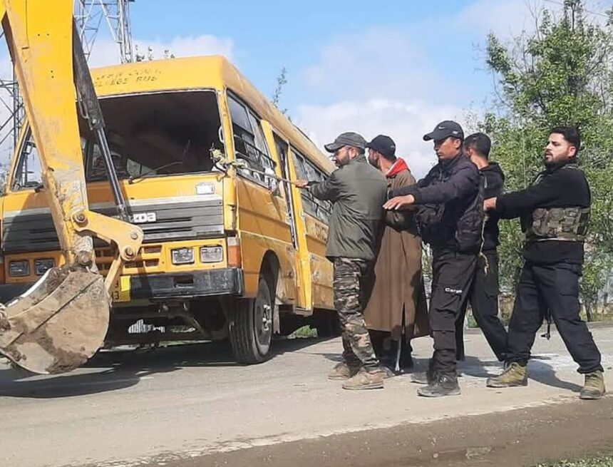 s_638800109244785652_98dfcee2-1f69-42dc-81de-78eddf600561 Handwara Accident: Another student succumbs, toll 2; CM says monitoring situation closely