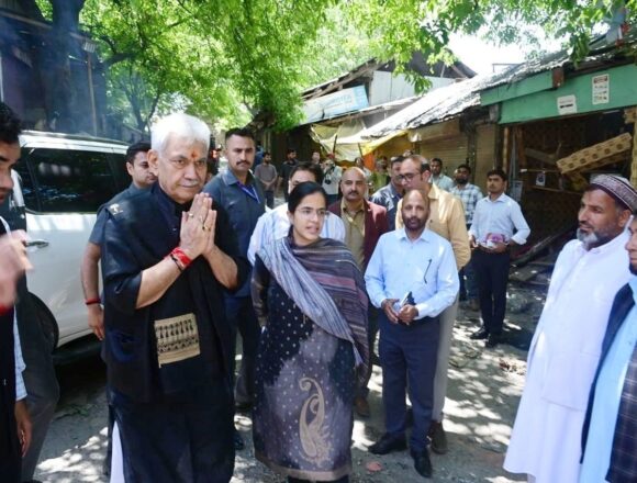 LG Sinha visits Pakistan shelling-hit Tanghdar areas, assesses losses