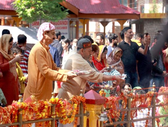 PIX-SIZE-FOR-WEB-3-5 All arrangements finalised for Mela Kheer Bhawani in Ganderbal: Secretary Health