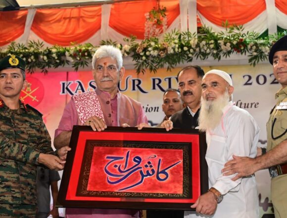638893523986227062_WhatsApp_Image_2025-07-29_at_2.48.36_PM Calligraphy Diploma course to Be launched by Kashmir University, Cultural Academy: LG Sinha