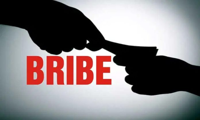 Naib-Court-Bribe-696x418 DDC Member Booked By ACB For Demanding ₹5 Lakh Bribe For School NOCs