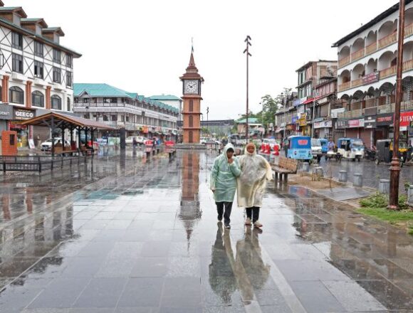 Rain Brings Relief From Heat Conditions In Kashmir