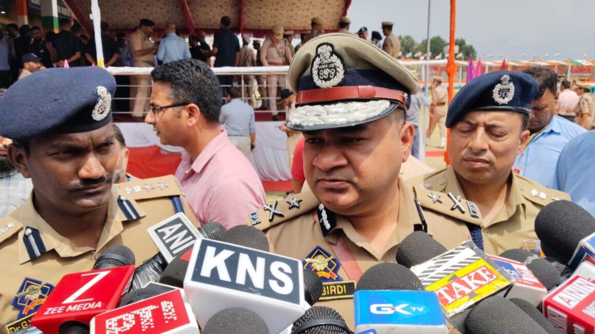 All departments working in coordination, police on toes for rescue ops: IGP Kashmir