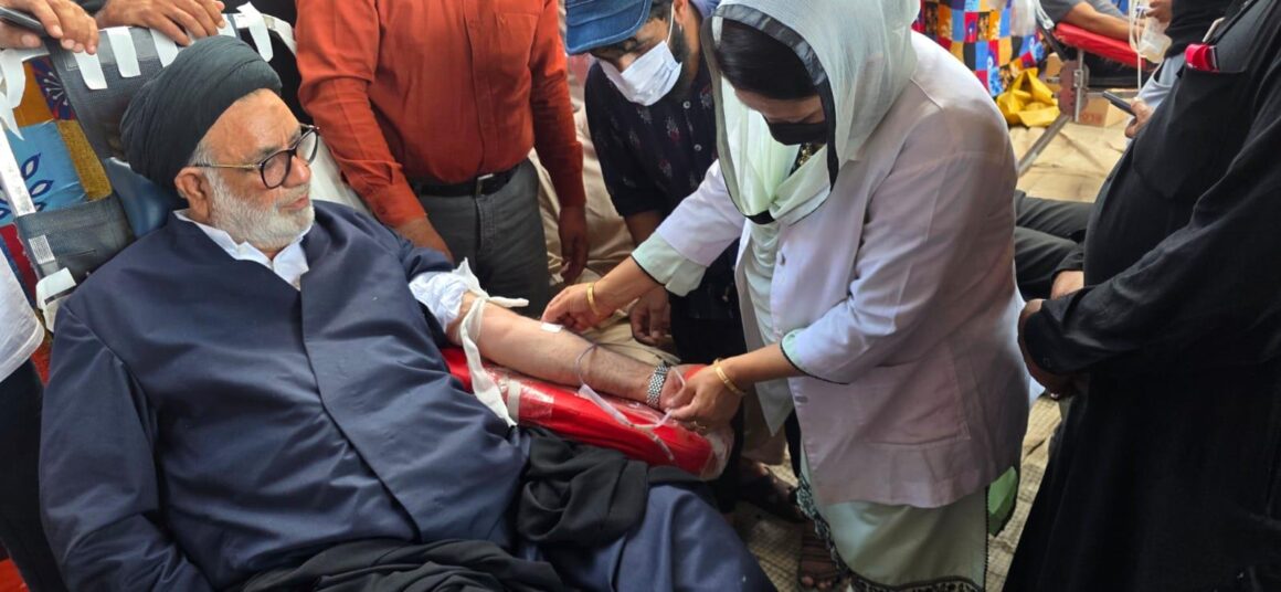 638913337871264338_IMG-20250821-WA0007 President of Anjuman-e-Sharie Shian, Hujjat-ul-Islam wal Muslimeen Aga Syed Hassan Al-Moosavi Al-Safavi inaugurates blood donation camp at Lal Bazar Srinagar