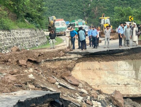 Jammu-Srinagar National Highway Shut Due To Landslides In J&K’s Udhampur