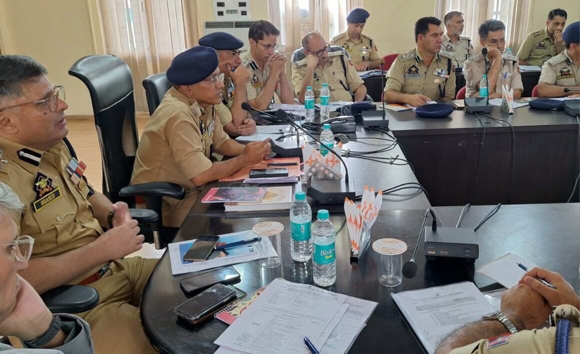 ADGP Armed Chairs Preparatory Meetings for ‘Jashn-e-Dal 2025’; ‘Run for Unity, Kashmir Marathon 2025’
