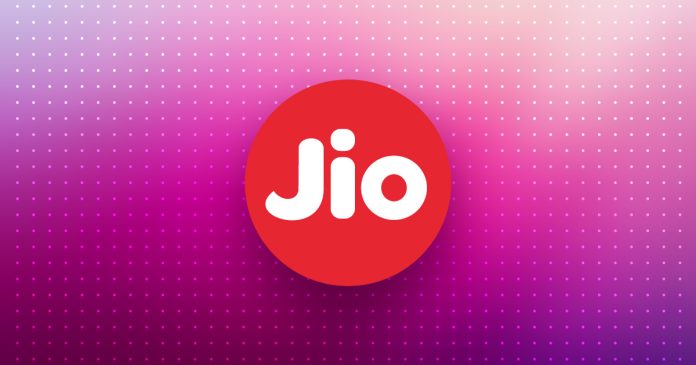 JIO-2-696x365 Jio Announces Relief Measures For Customers Hit By Floods In J&K, Ladakh