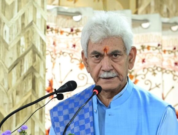 LG-15-1024x646 Educational Institutions In J&K Must Invest In Human Capital, Innovation, Research: LG Sinha