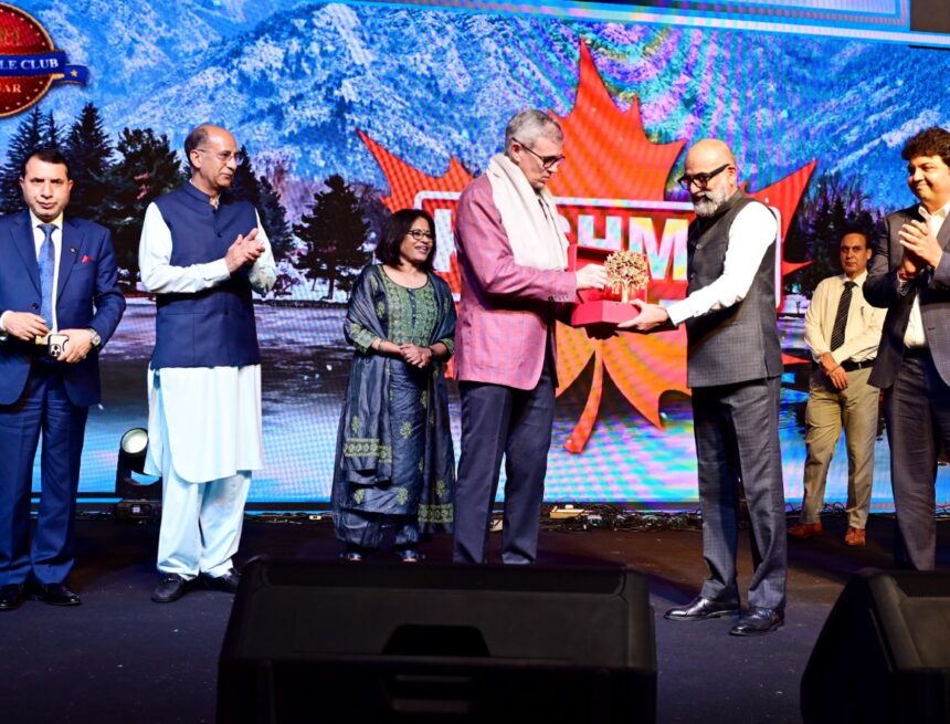 WhatsApp Image 2025-08-30 at 12.50.01 PM CM Omar Abdullah lauds HDFC Bank's growth in Jammu and Kashmir