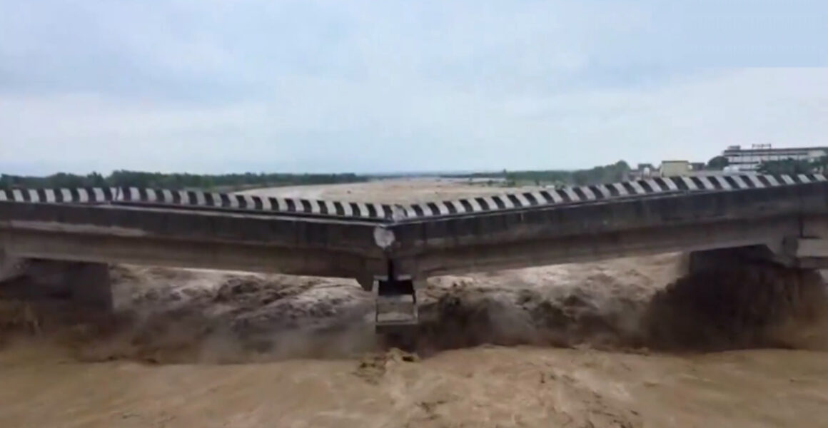 bridge-5 Heavy Rains Pound Wide Parts Of J&K, Bridge Damaged On Jammu-Pathankot Highway
