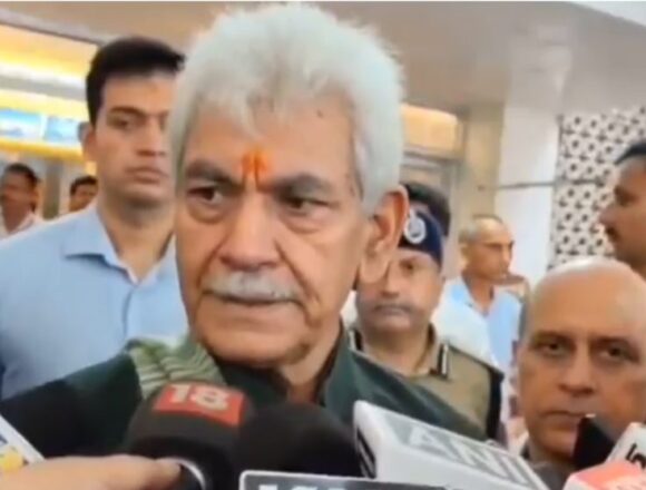 LG Manoj Sinha visits GMC Jammu, Meets Kishtwar Cloudburst Injured