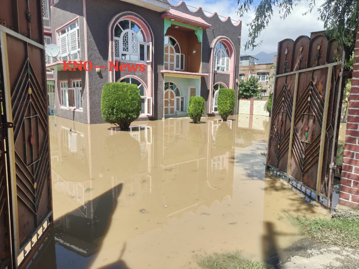 “Jhelum roared at us”: Zainpora residents recall fleeing homes at midnight