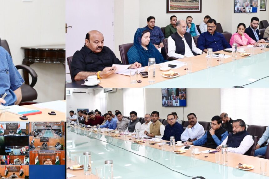 CM Omar Abdullah chairs high-level meeting to review flood situation in Kashmir valley-5 (3) CM Omar Abdullah chairs high-level meeting to review flood situation in Kashmir valley