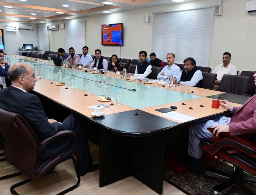 WhatsApp Image 2025-09-08 at 19.25.48_c0f91263 CM reviews preparations for Kashmir Marathon-2025, launches promotional video