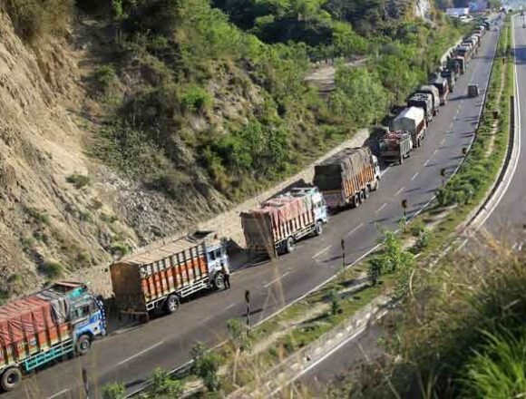 Over 2,400 stranded fruit trucks cleared via Mughal road, Ramban: Minister Javed Dar