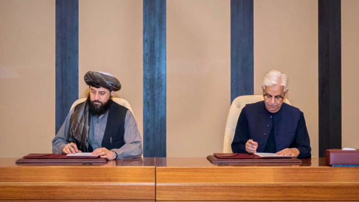1200-675-25274303-611-25274303-1761467360682 Pakistan, Afghanistan Hold Talks in Türkiye; Islamabad Warns of Possible Conflict if Dialogue Fails