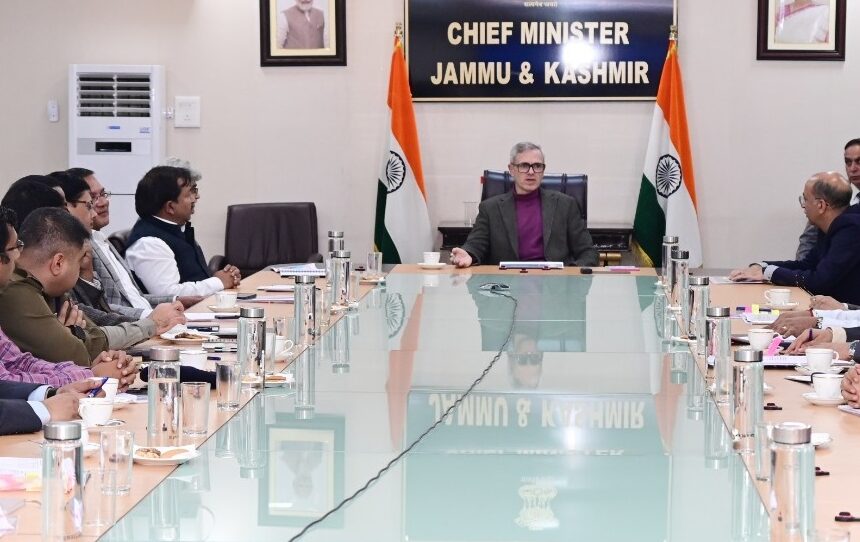 CM Omar Abdullah reviews arrangements for Darbar Move