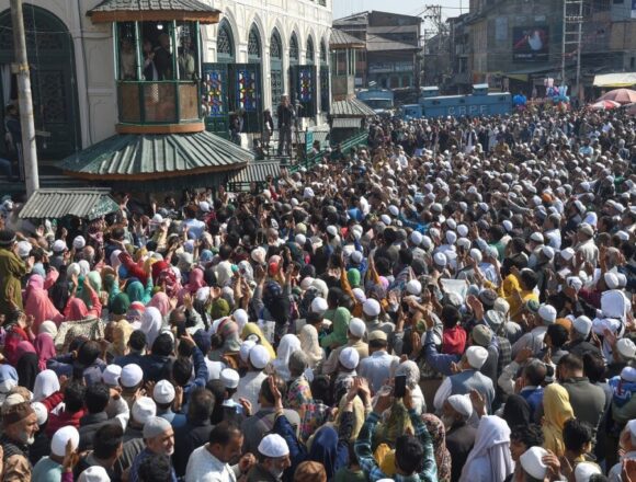 Dastgeer-Sahib_-8-1024x683 Thousands throng Dastgeer Sahab shrines (RA) on Friday following