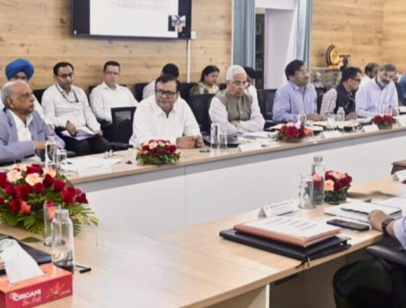 Lieutenant Governor Shri Manoj Sinha chaired the 36th meeting of Executive Council of Shri Mata Vaishno Devi University Lieutenant Governor chairs 36th meeting of Executive Council of Shri Mata Vaishno Devi University