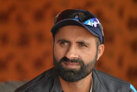 RASOOL-696x392 J&K All-Rounder Parvez Rasool Bids Farewell To All Formats Of Cricket