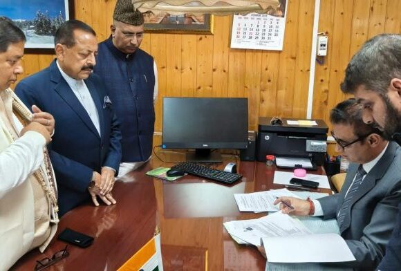 SAT-SHARMA-1-696x392 BJP’s Sat Sharma Files Nomination For Rajya Sabha Elections From Jammu & Kashmir