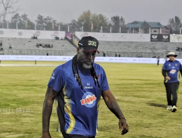 Screenshot 2025-10-27 221634 Chris Gayle’s Sgr show steals spotlight, stadium transformed into dance floor