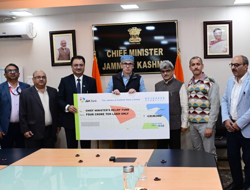 J&K Bank contributes ₹4.10 crore to CM’s Relief Fund for flood-affected families