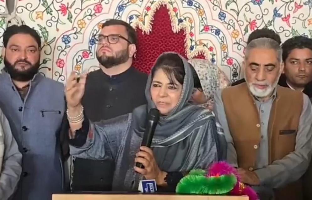 WhatsApp Image 2025-10-26 at 15.02.00_9d207c35 Mehbooba accuses NC of betraying Budgam
