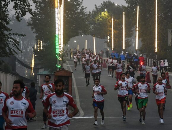 Kashmir Marathon 2.0 kicks off with 1500 runners from across globe