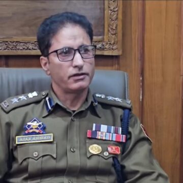 Traffic Chaos in Srinagar as School, Office Timings Collide: SSP Traffic City Sgr