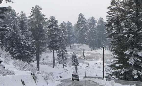 Gulmarg Road Restrictions Announced Ahead of Expected Snowfall