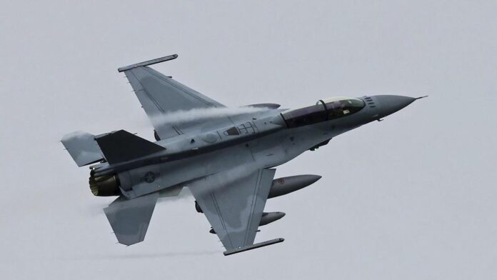 Bulgaria_F16_Arrival_88288-696x392 U.S. Approves Sale Of Advanced Technology, Support For F-16 Fighter Jets To Pakistan