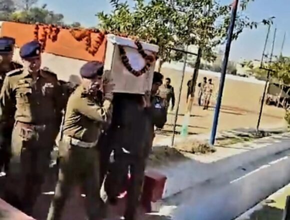 H Wreath-Laying Ceremony: DGP Nalin Prabhat Leads Tributes to SOG Man Killed in Udhampur Encounter