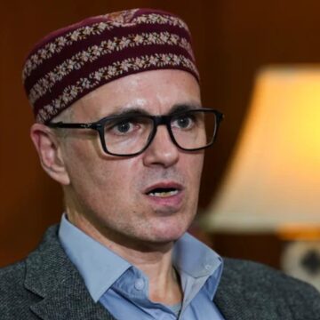 CM OMER ABDULLA CM Omar Abdullah reviews tourism promotion strategy