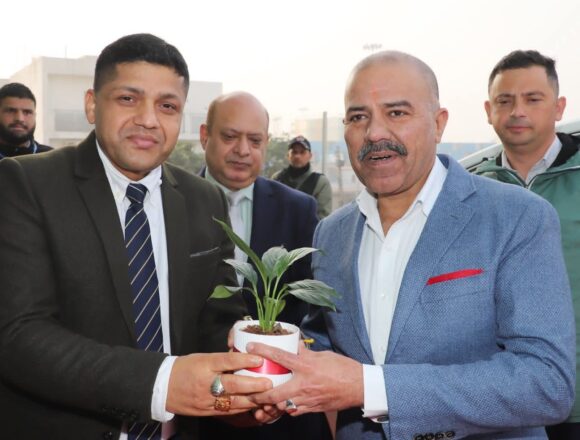 DGP J&K Visits Crime Branch headquarters in Jammu